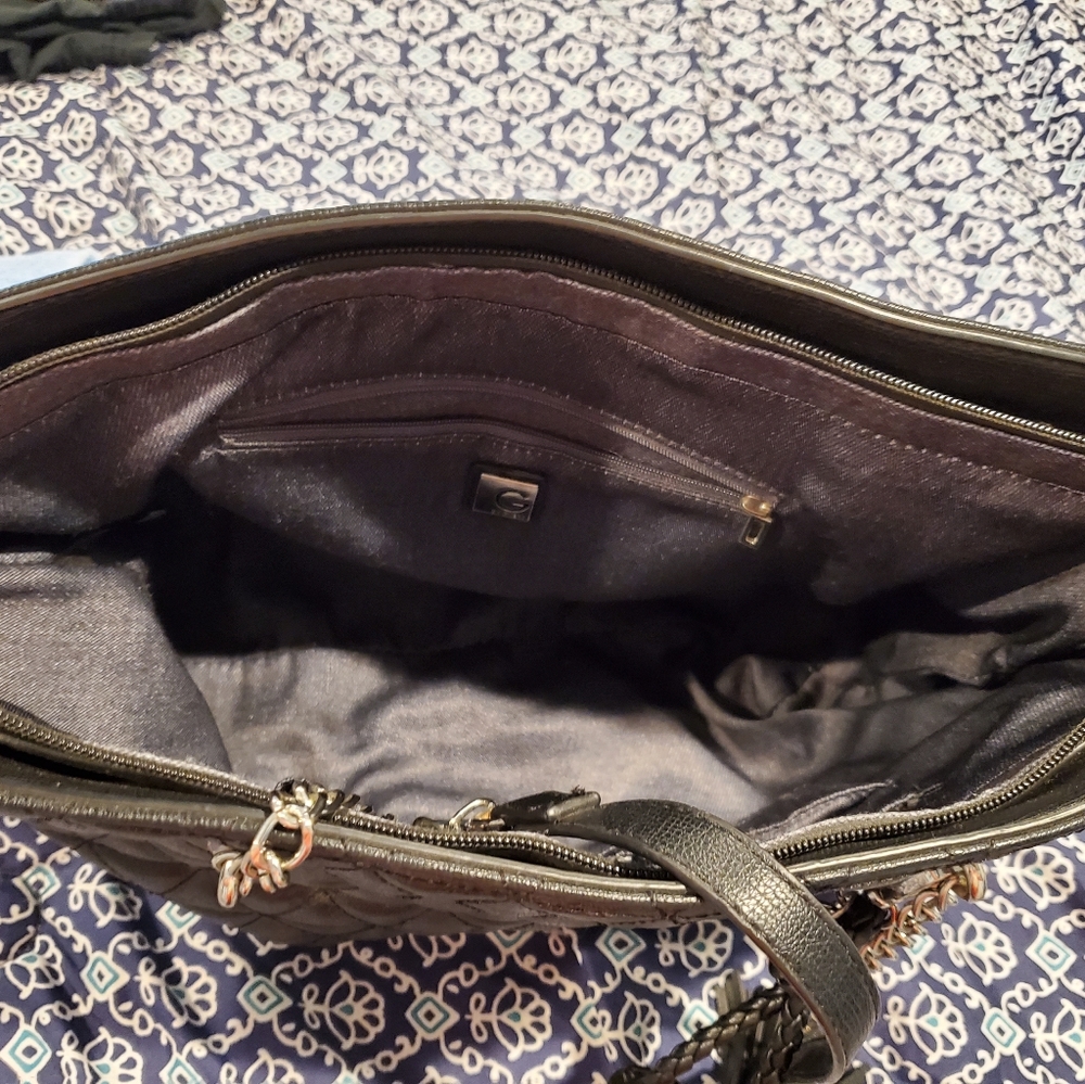 Guess Hand bag - Picture 2 of 2